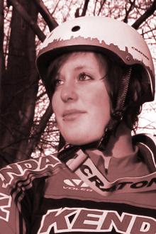 Lea Schleifenbaum (4X, Enduro) Lea Schleifenbaum (4X, Enduro)