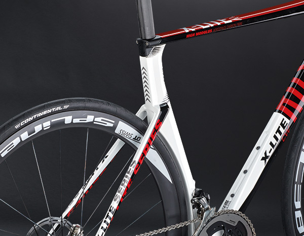 Maximum aerodynamics thanks to the eye-catching seat tube that is perfectly adapted to the tyre Maximum aerodynamics thanks to the eye-catching seat tube that is perfectly adapted to the tyre