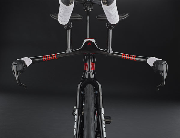 Wind tunnel tests prove – the new AERO FLYER saves 8 watts at 40 km/h compared to its predecessor model Wind tunnel tests prove – the new AERO FLYER saves 8 watts at 40 km/h compared to its predecessor model