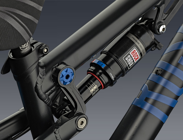 Cédez le pas au souverain : l’amortisseur Rock Shox Monarch RT royal Cédez le pas au souverain : l’amortisseur Rock Shox Monarch RT royal